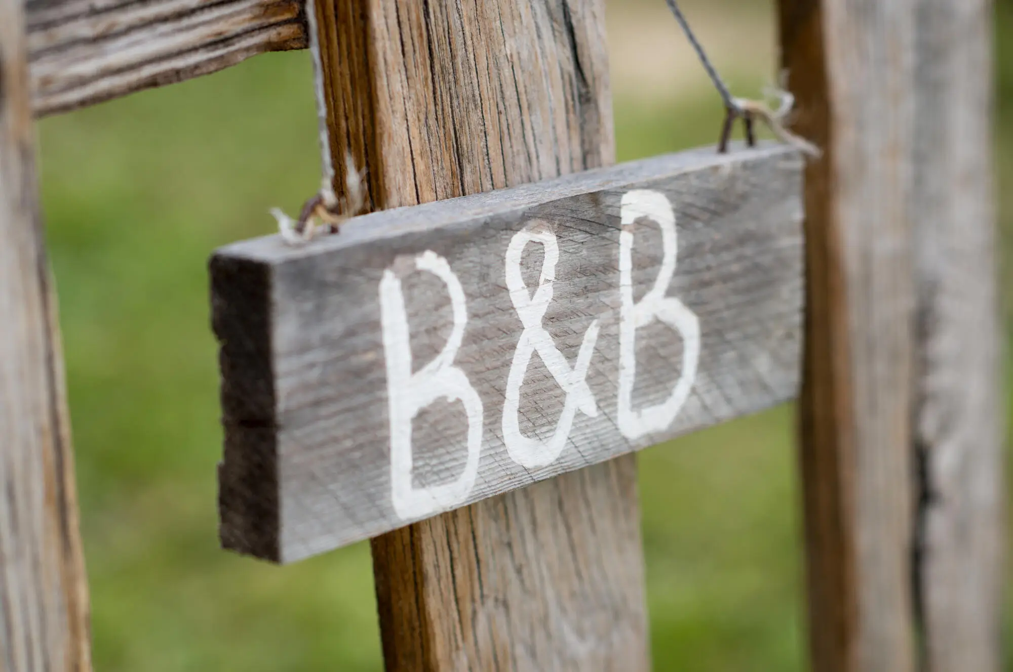 4 Vacation Rental Pricing Tactics to Boost Bookings in Ellicott City